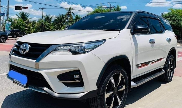 บริการรถ Fortuner 7 ที่นั่ง