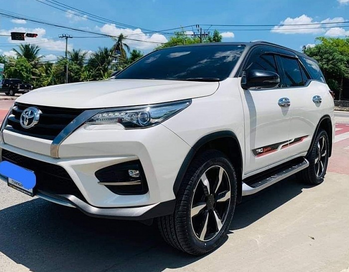 บริการรถ Fortuner