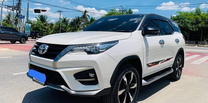 บริการรถ Fortuner