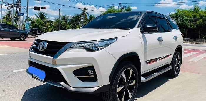 บริการรถ Fortuner